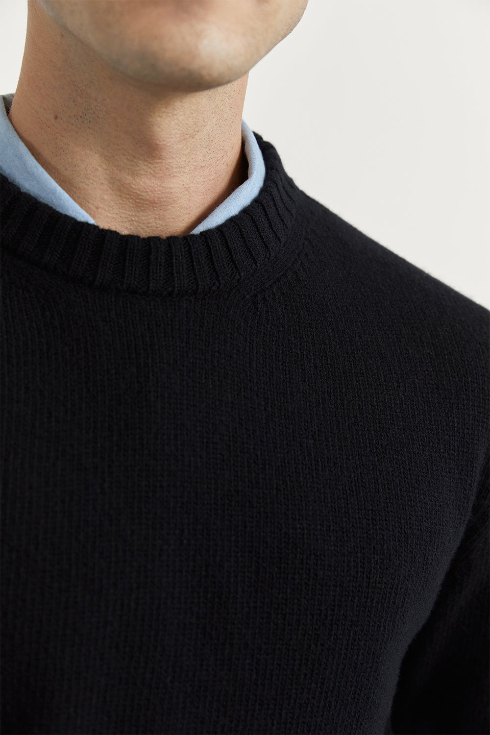 The Woolen Sweater Black