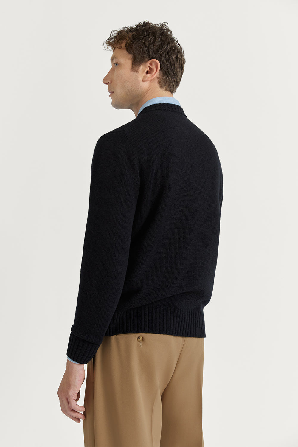 The Woolen Sweater Black