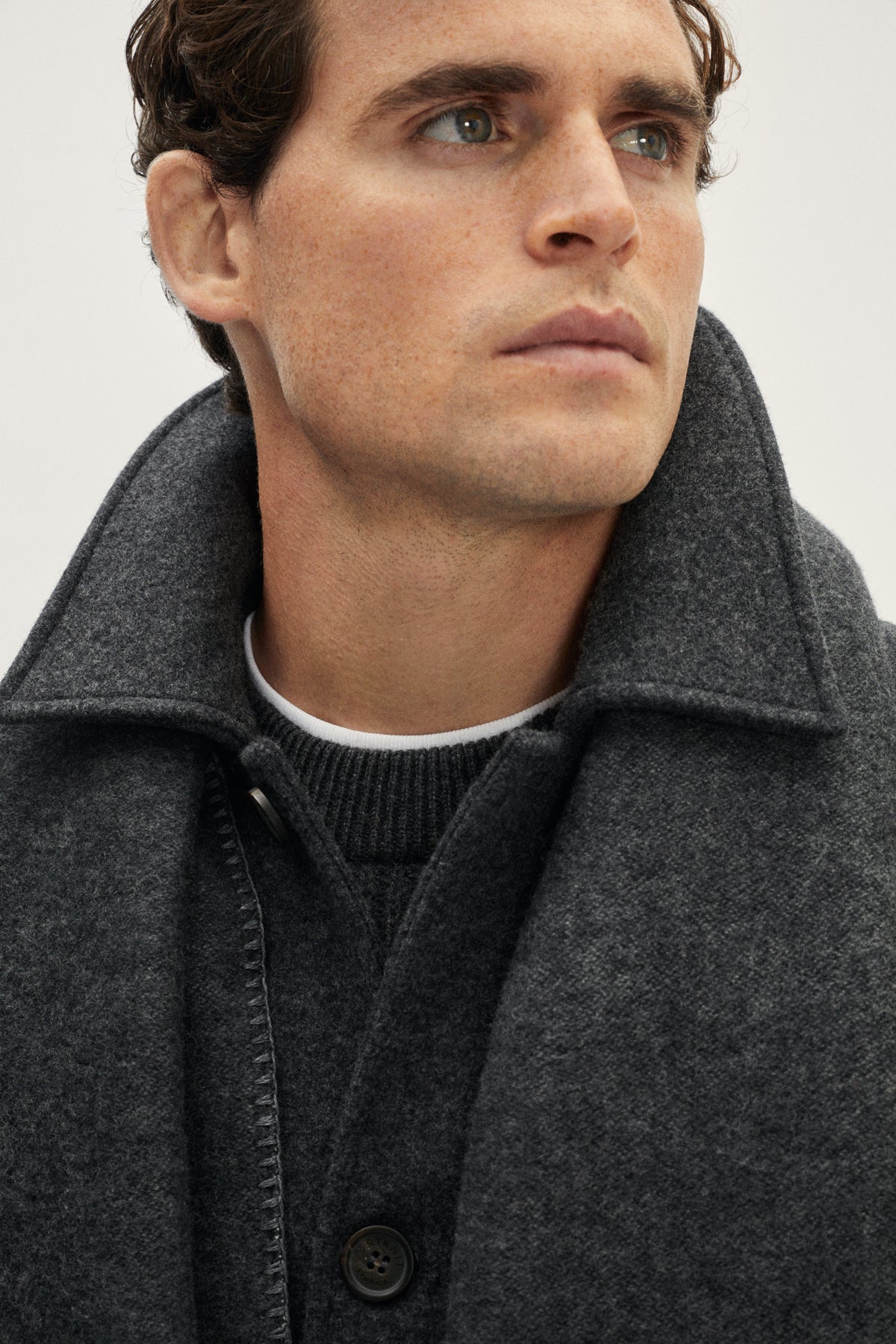 The Woolen Coat - grey