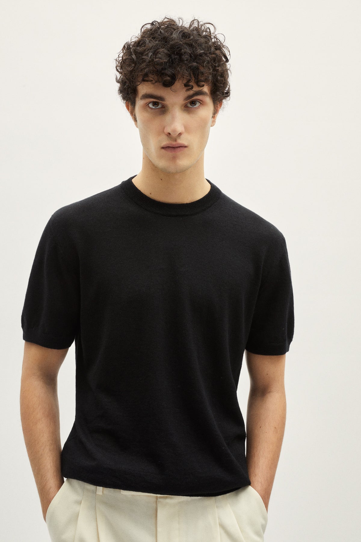 Black | The Linen Cotton Knit T-Shirt