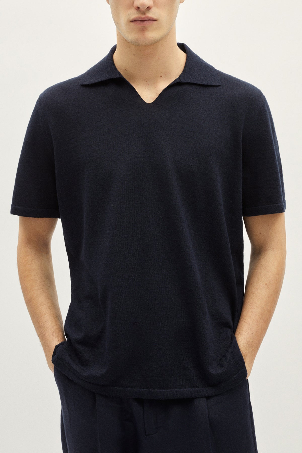 The Linen Cotton V-Neck Polo - Imperfect Version