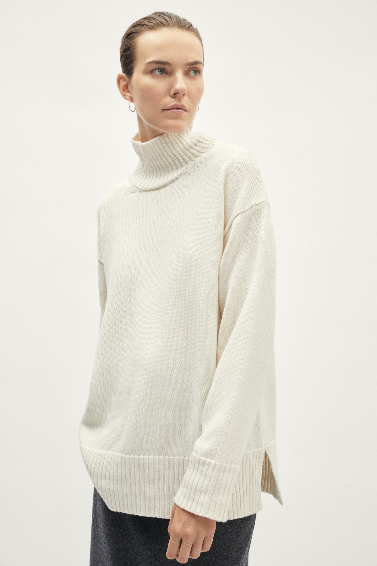 The Merino Wool Oversize High-Neck - white