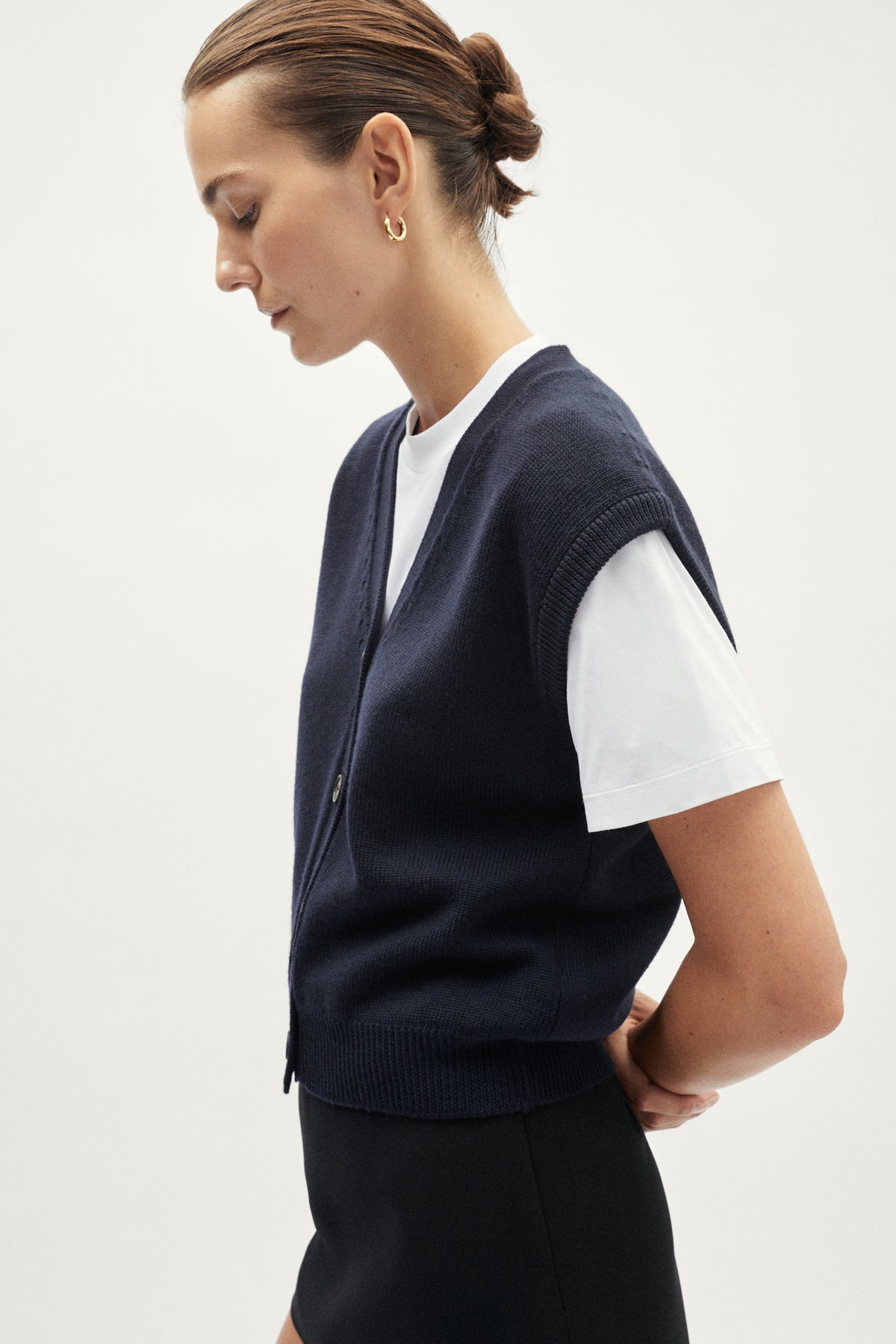 The Merino Wool Buttoned Vest - Blue