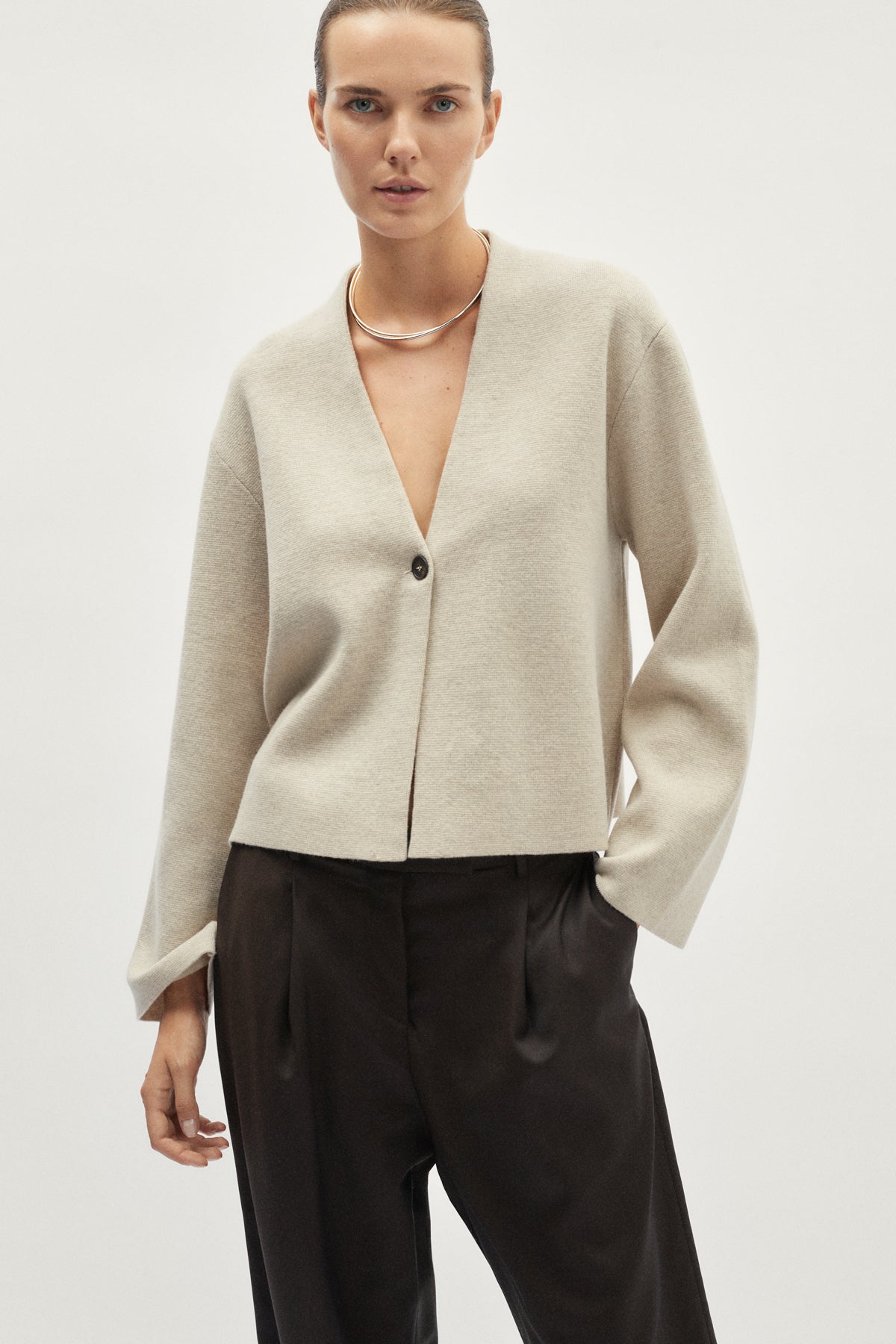 The Woolen Sleek Jacket - ecru