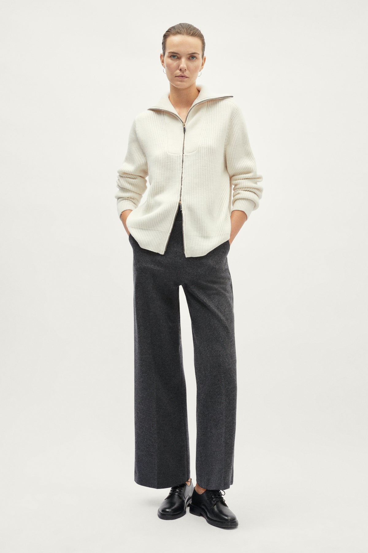 The Merino Wool Full-zip Cardigan - white