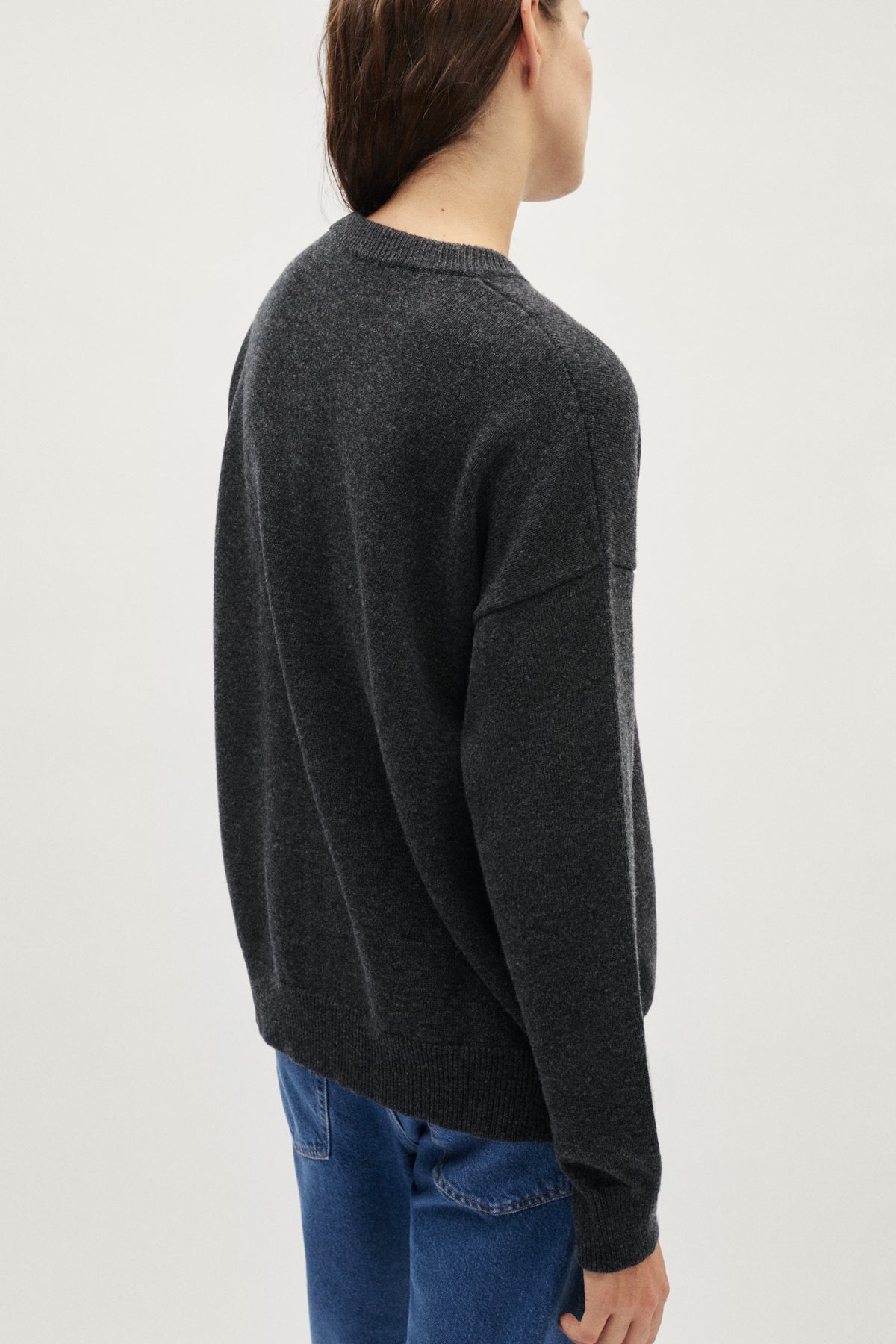 The Woolen medium-weight Oversize Sweater - grey