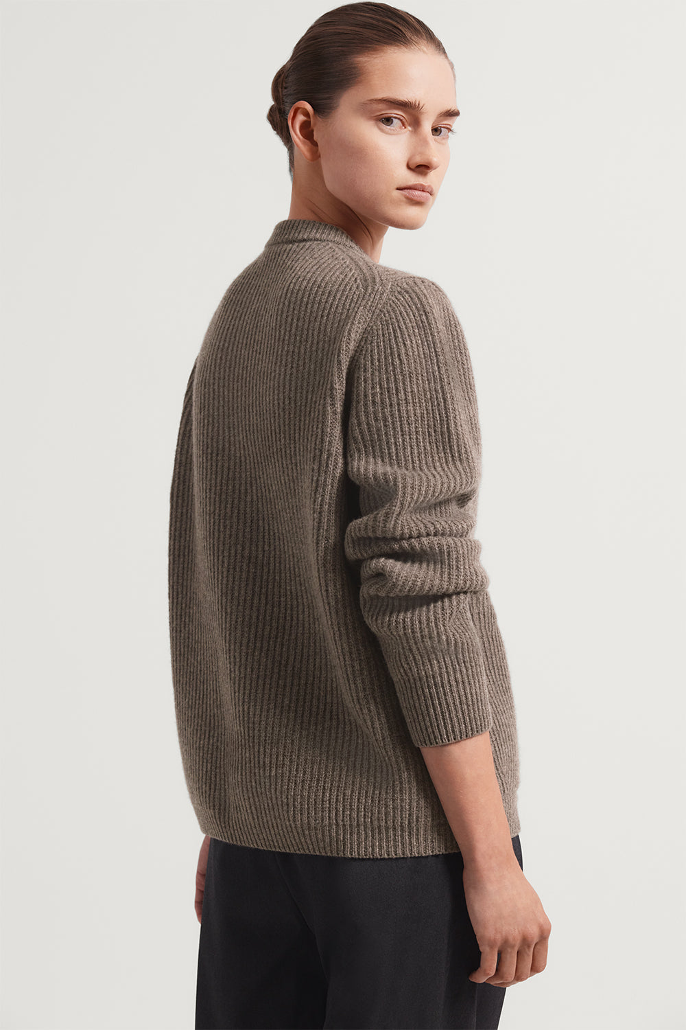 The Woolen Crewneck Ribbed Cardigan Taupe