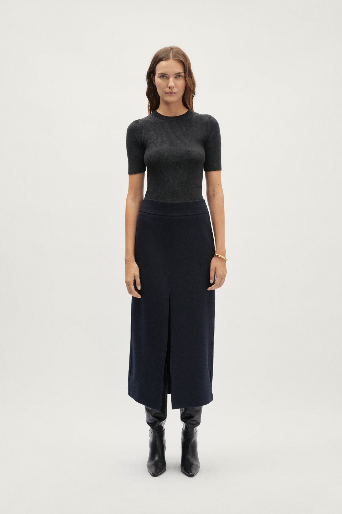 The Woolen Skirt