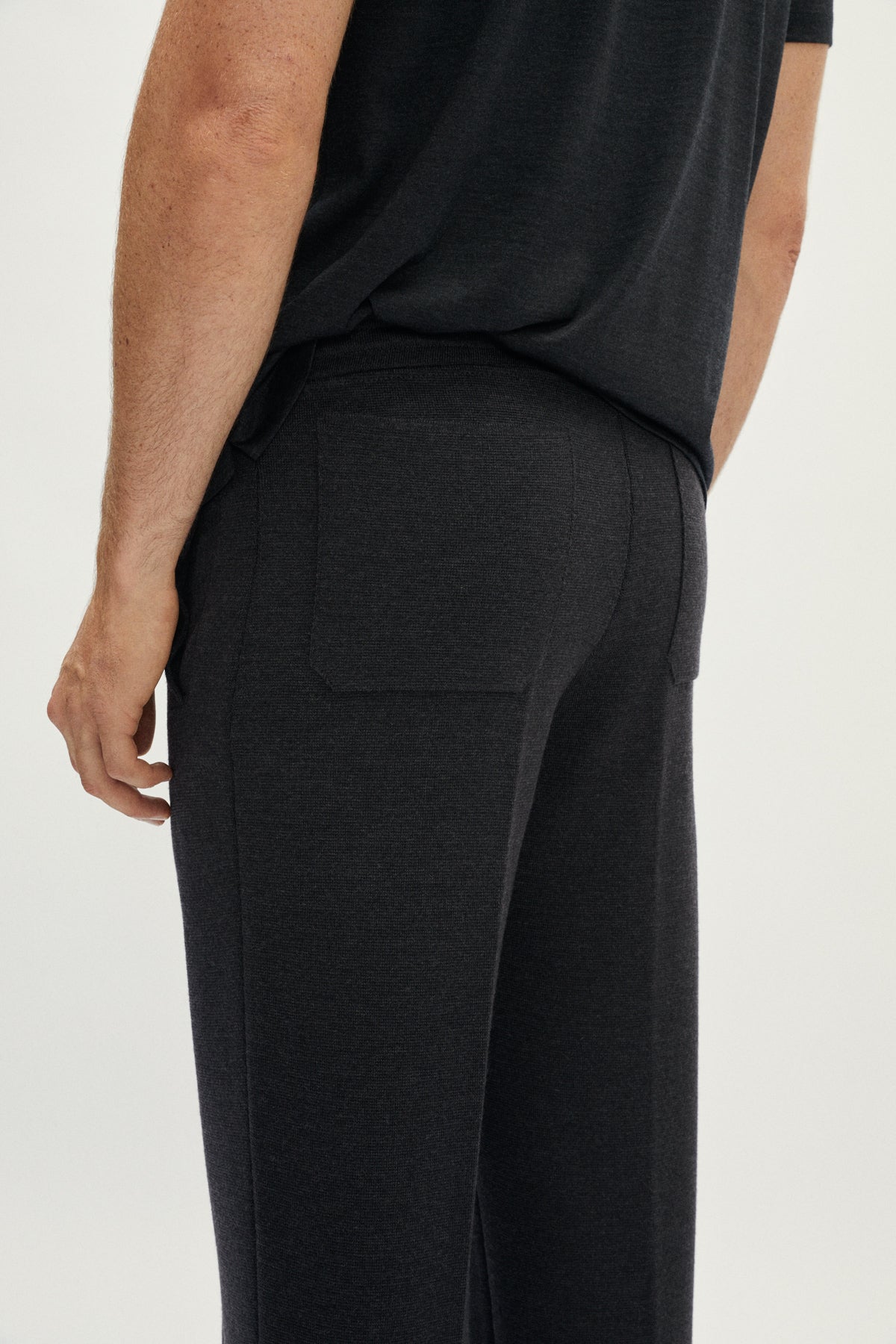 The Merino Wool Straight-Cut Sweatpants - grey