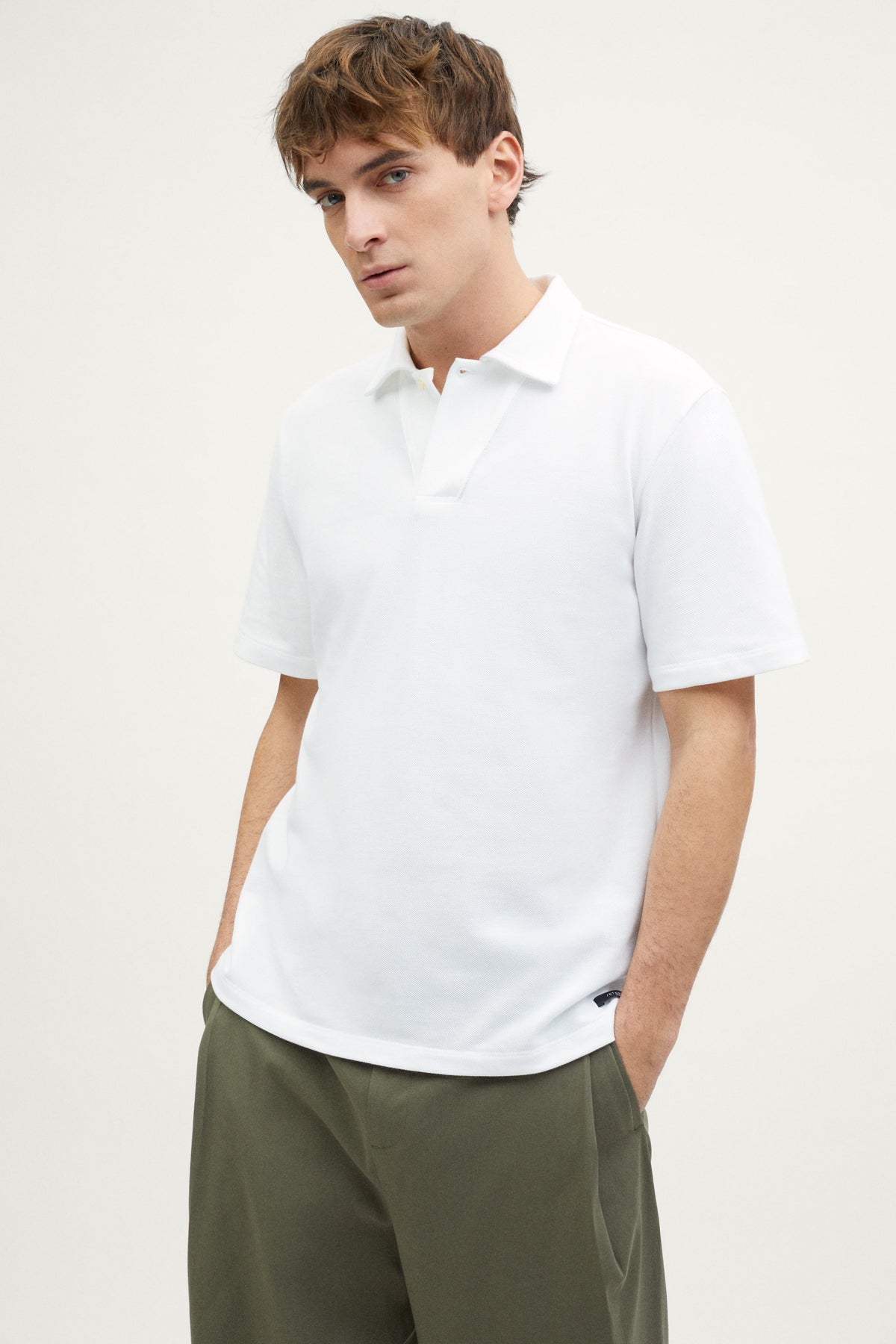 The Organic Cotton Piqué Short Sleeve Polo - white