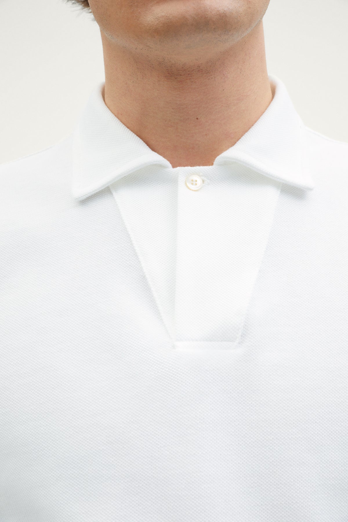 The Organic Cotton Piqué Short Sleeve Polo - white