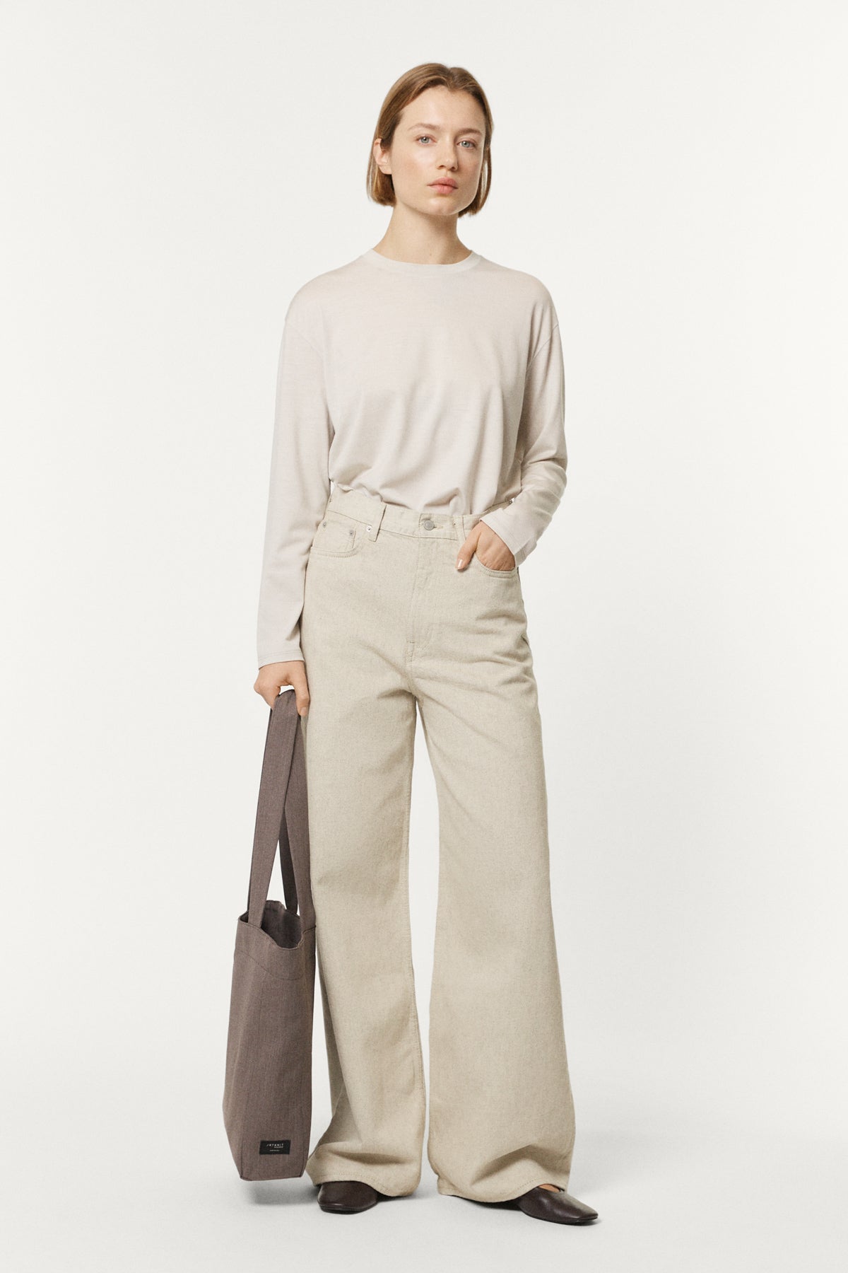 The Active Wool Long Sleeve T-shirt ecru