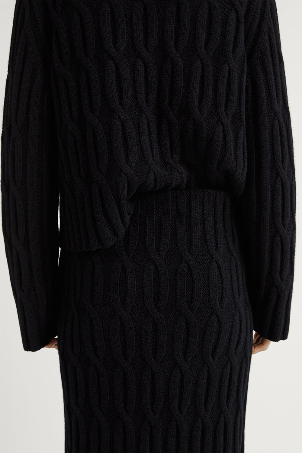The Woolen Cable Knit Skirt Black