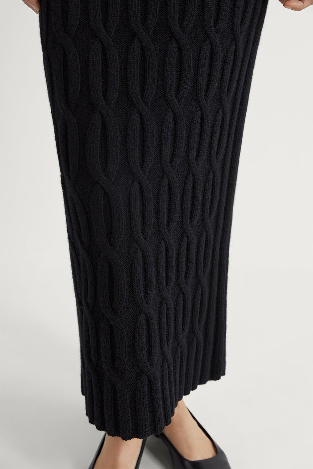 The Woolen Cable Knit Skirt Black