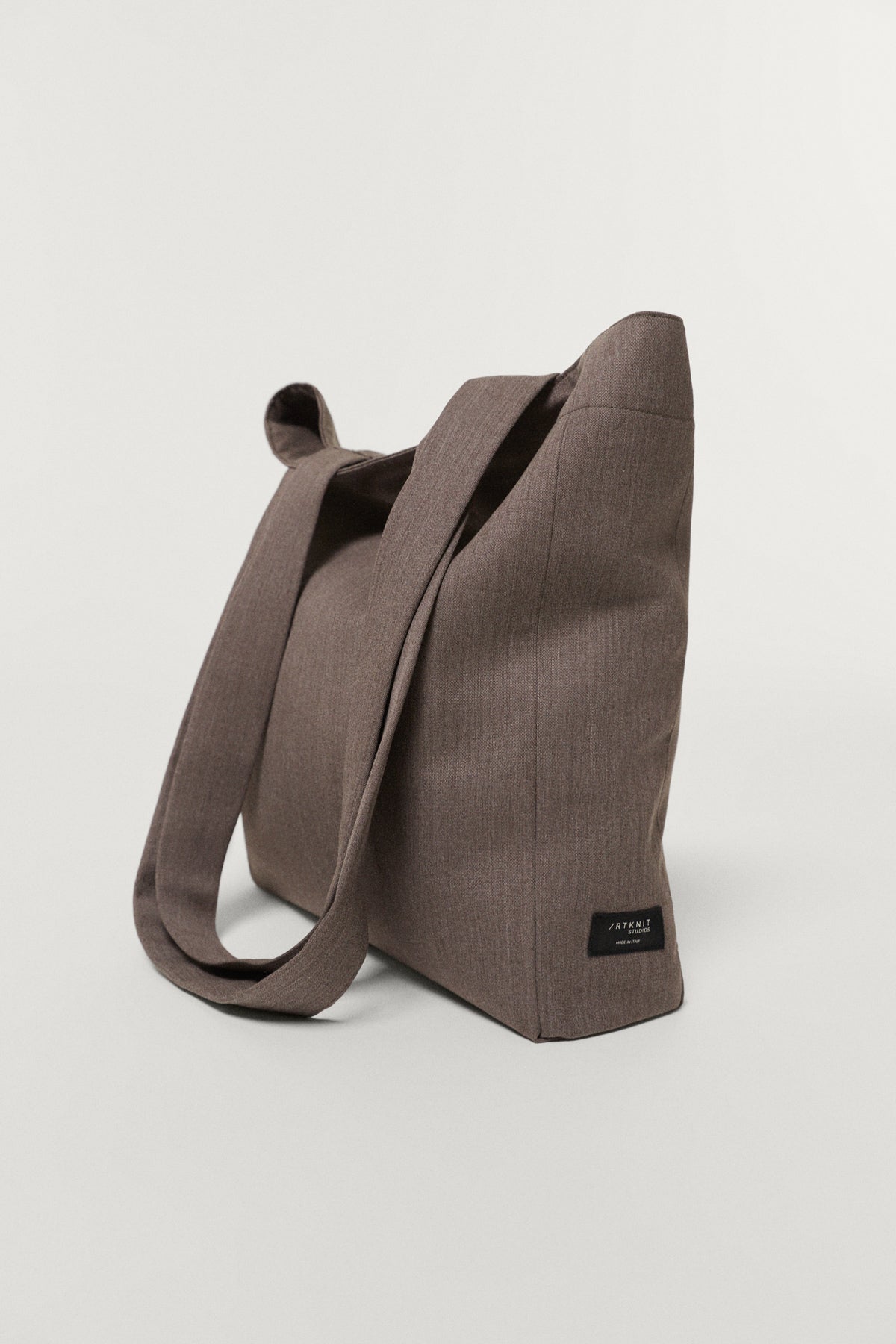 The Twill Wool Tote Bag taupe