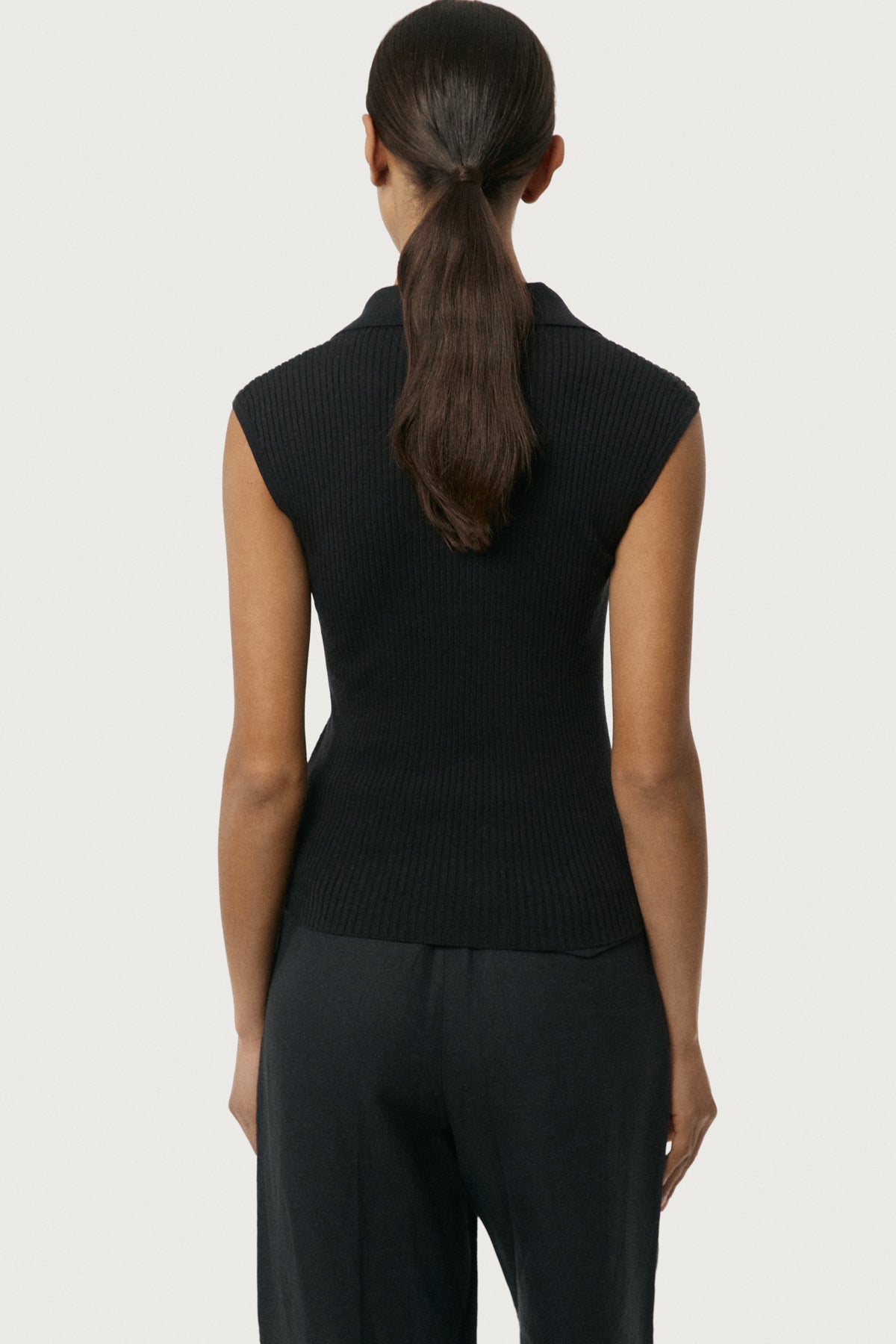 The Linen Cotton Lapel-Neck Top Black