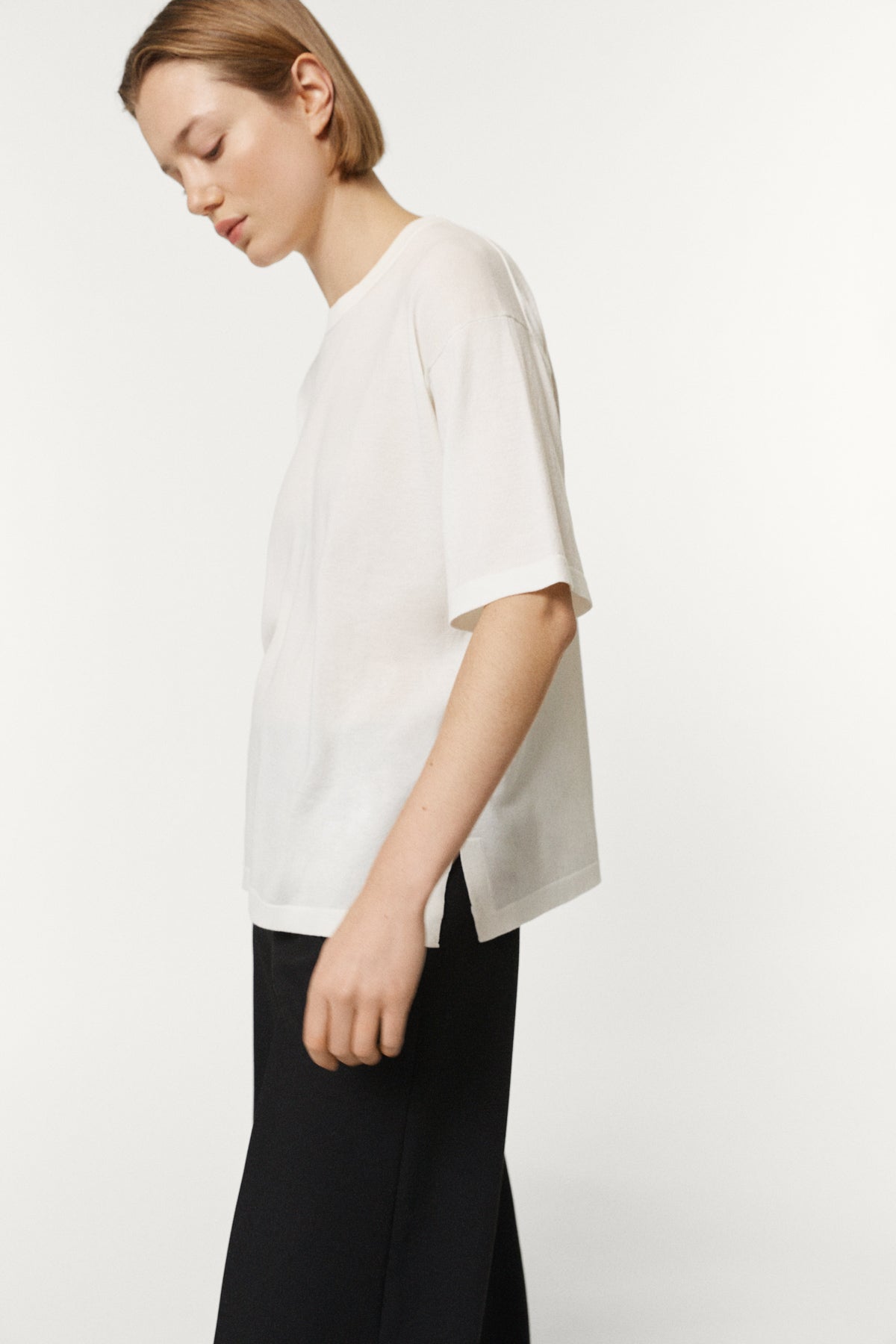 The Organic Cotton Lightweight T-shirt white