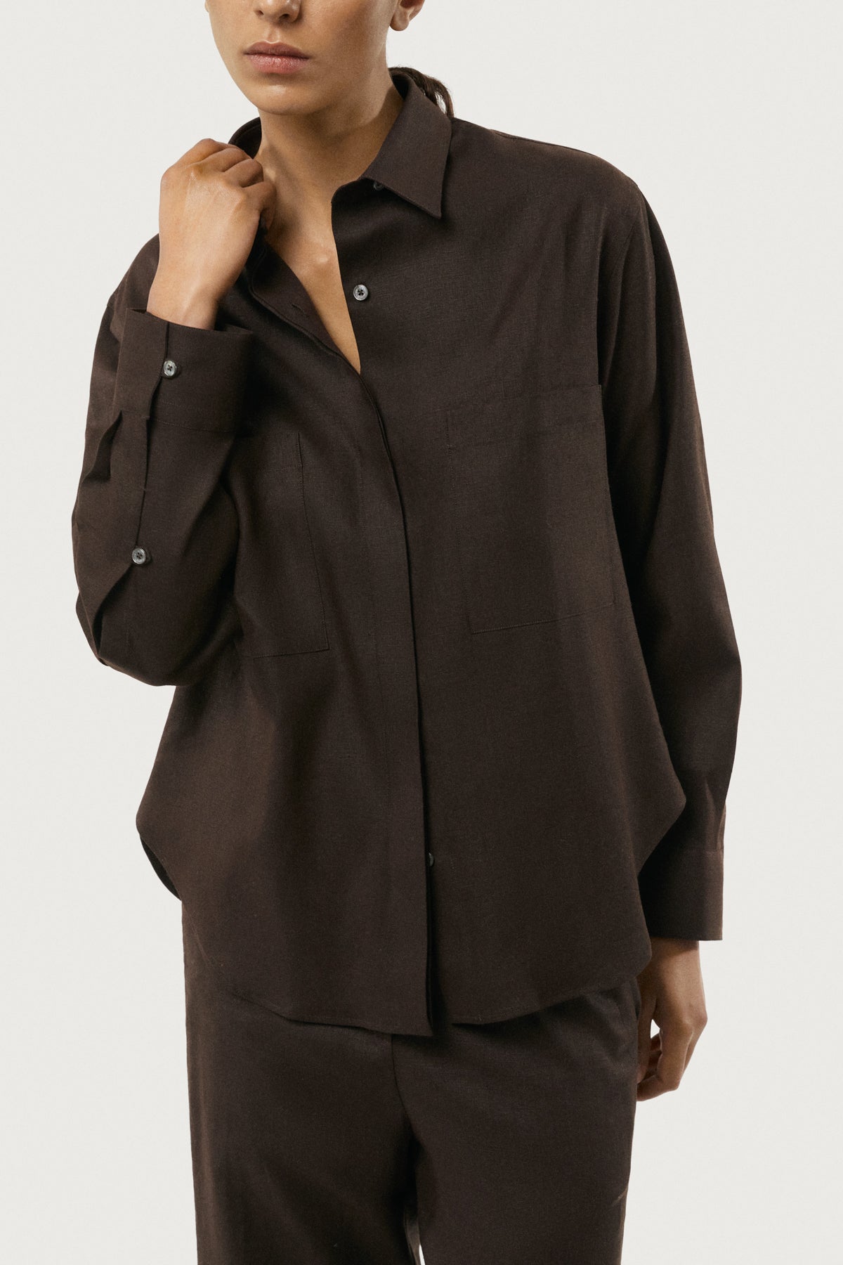 The Pure Linen Shirt brown