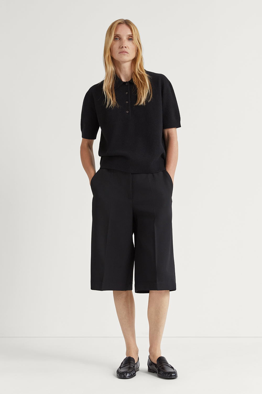 The Lightweight Woolen Polo Black