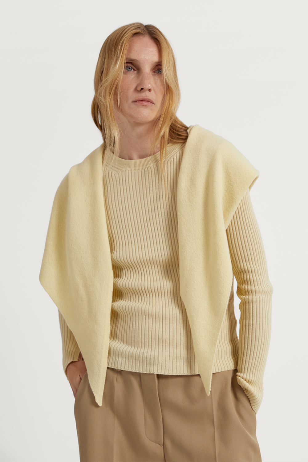 The Lightweight Woolen Triangle Shawl Ginger