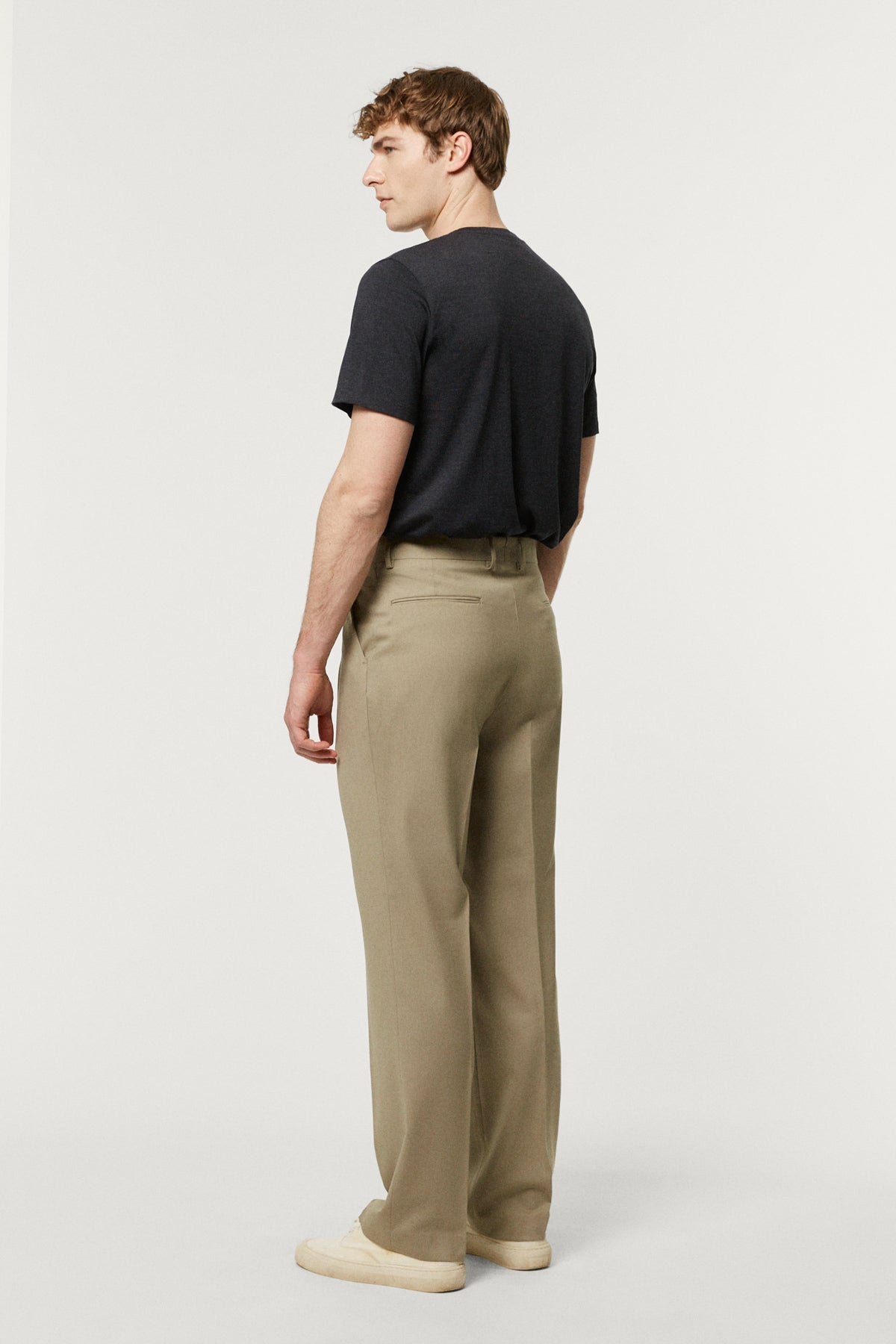 The Cool Wool Tailored Trousers with Pinces kaki