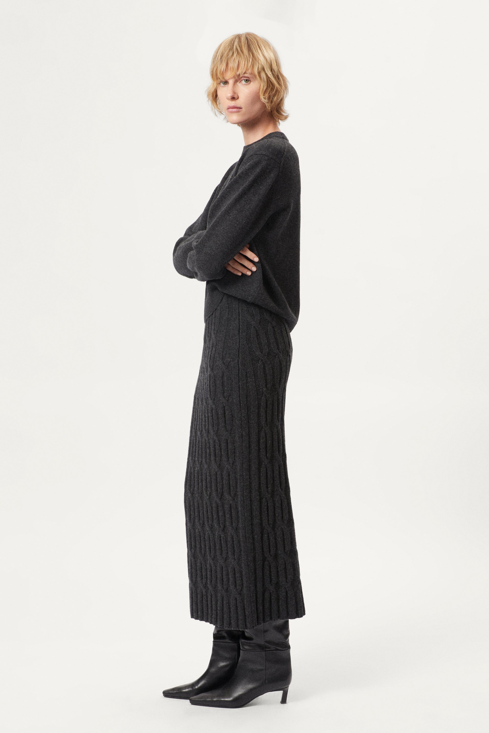 The Woolen Cable Knit Skirt