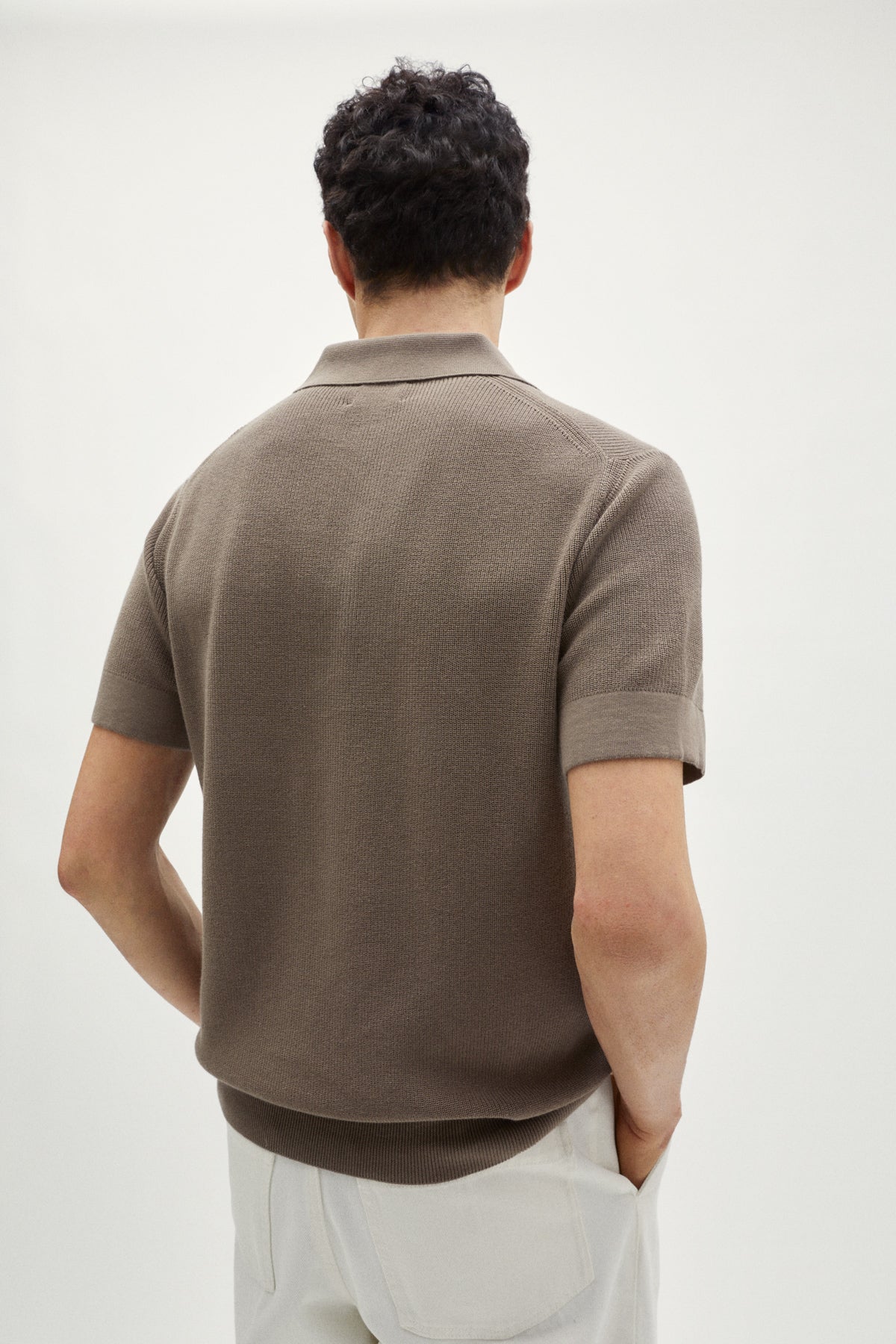 the organic cotton ribbed polo shirt tobacco