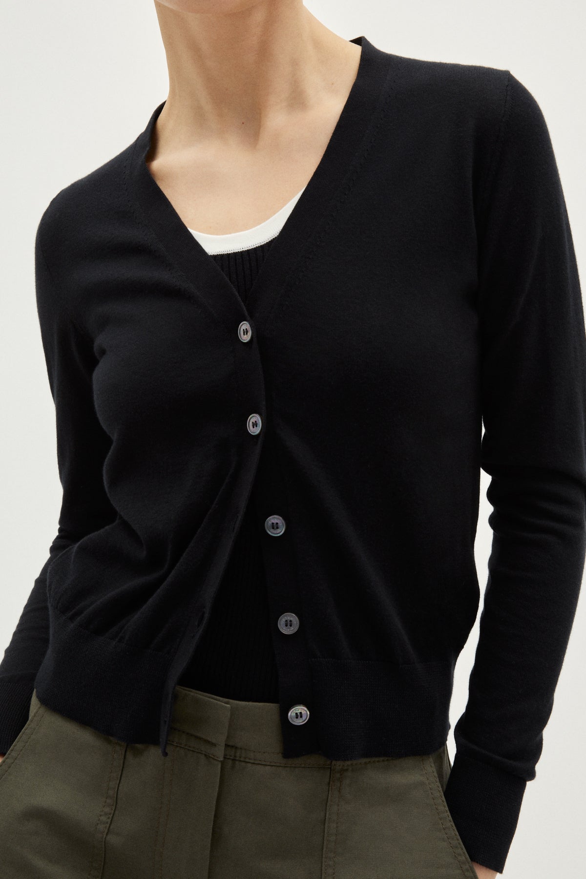 the organic cotton lightweight cardigan black