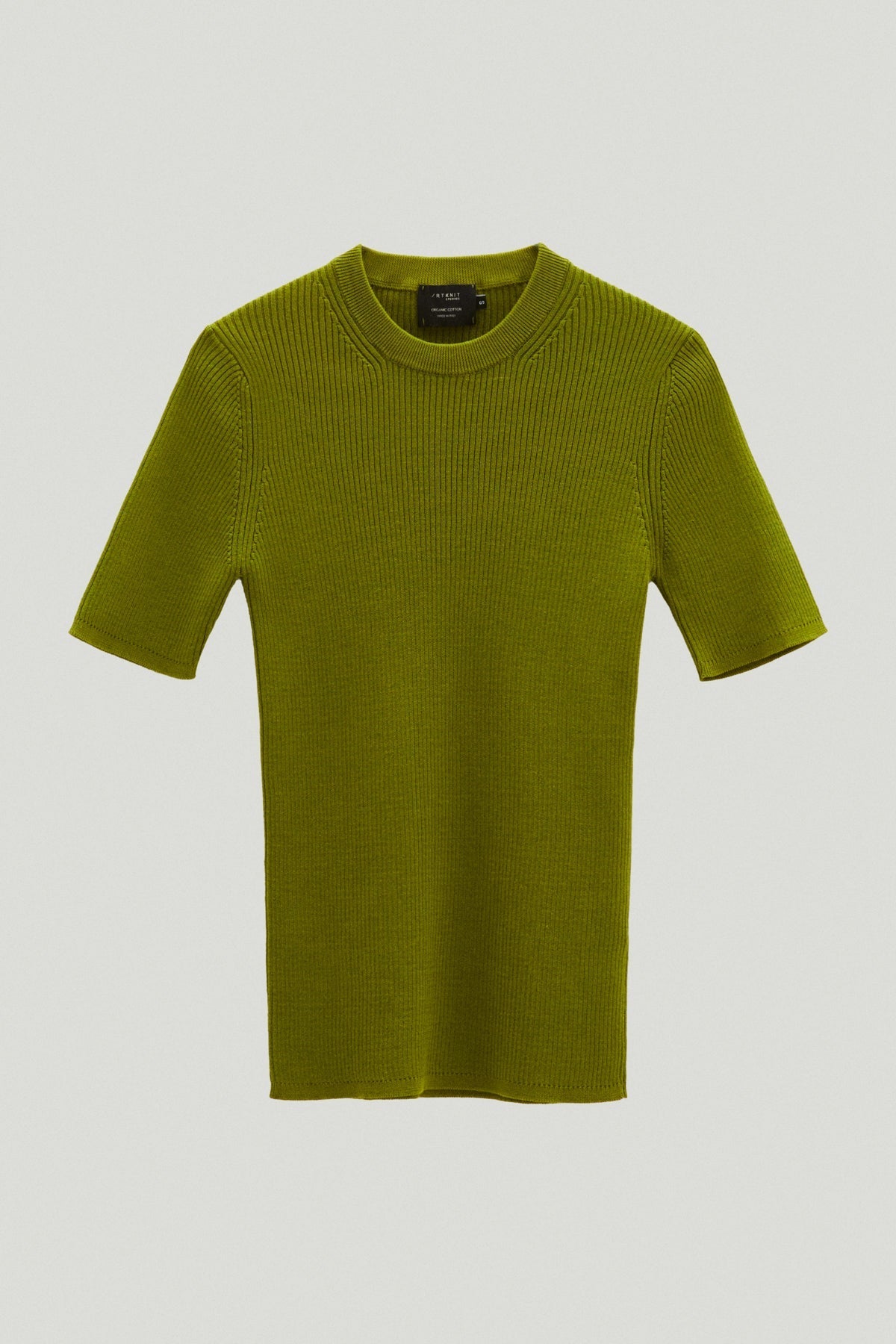 the organic cotton ribbed tee kiwi green