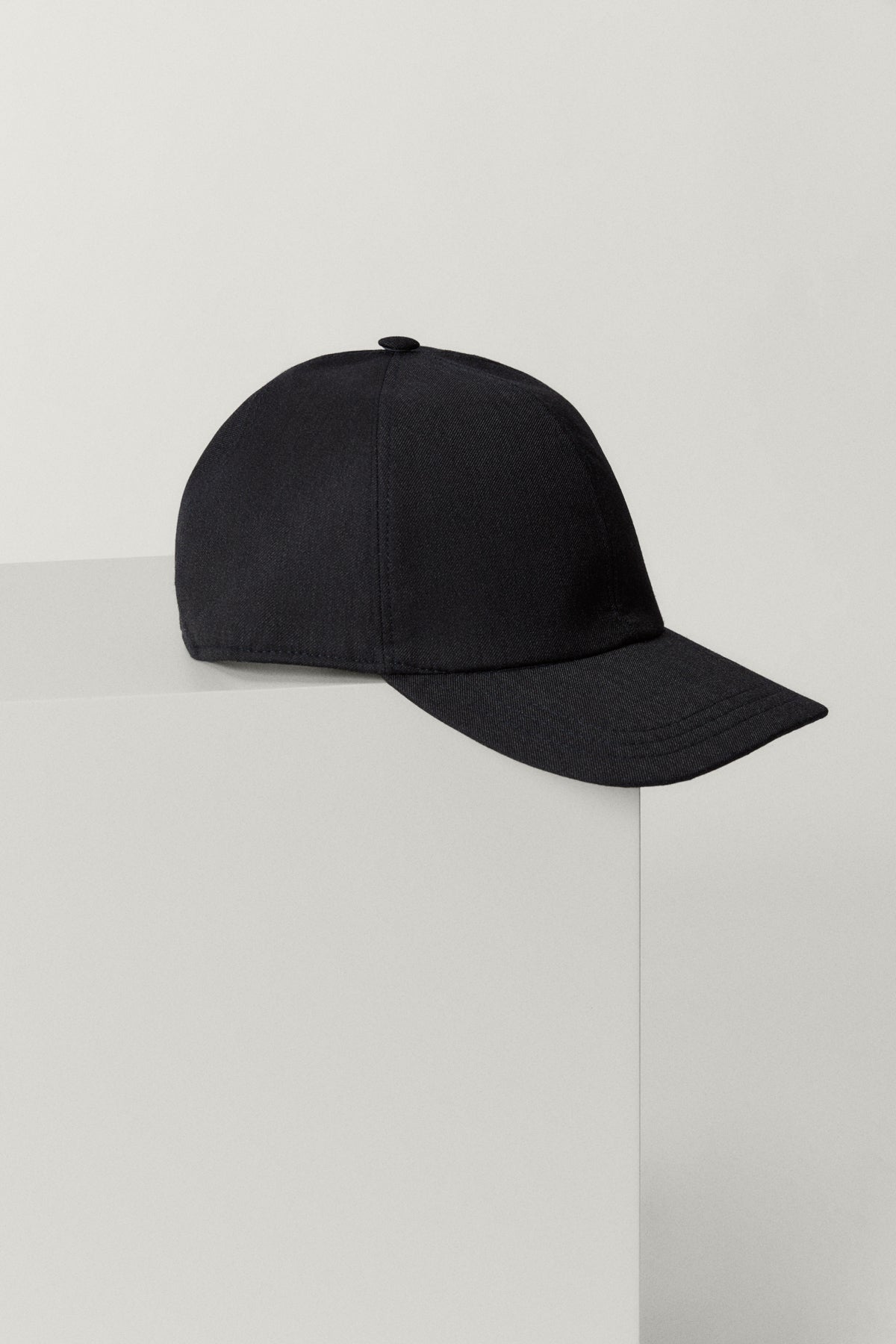 the cashmere baseball hat anthracite