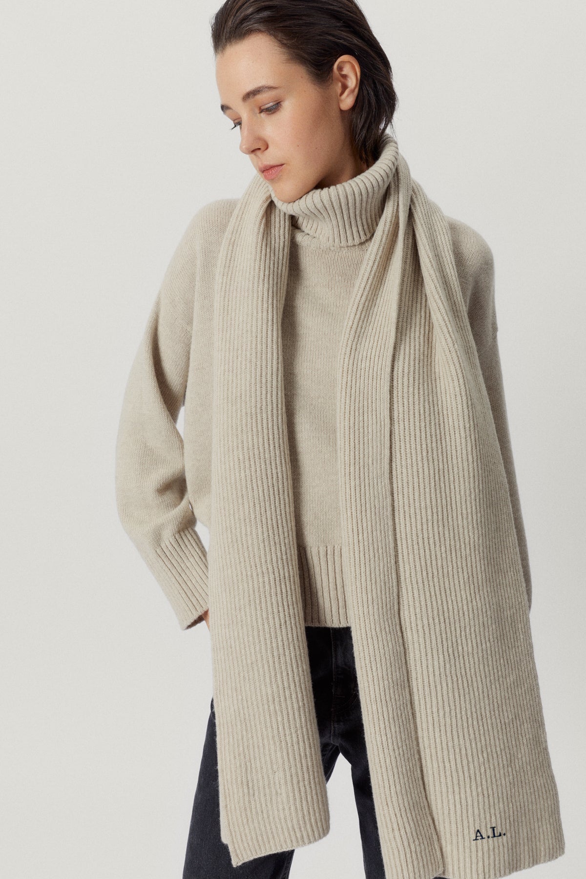 The Woolen Ribbed Scarf