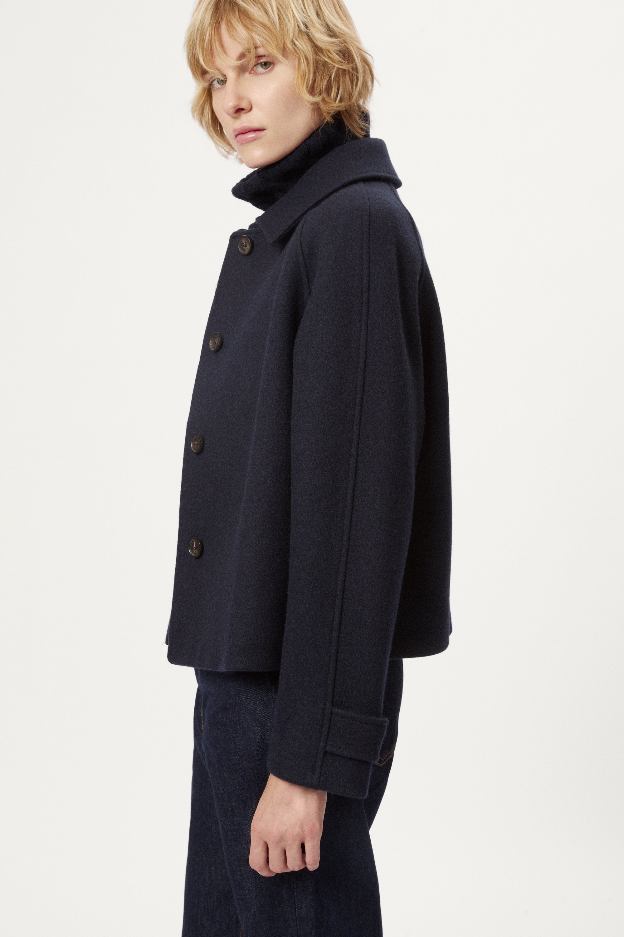Manteau Court en Laine