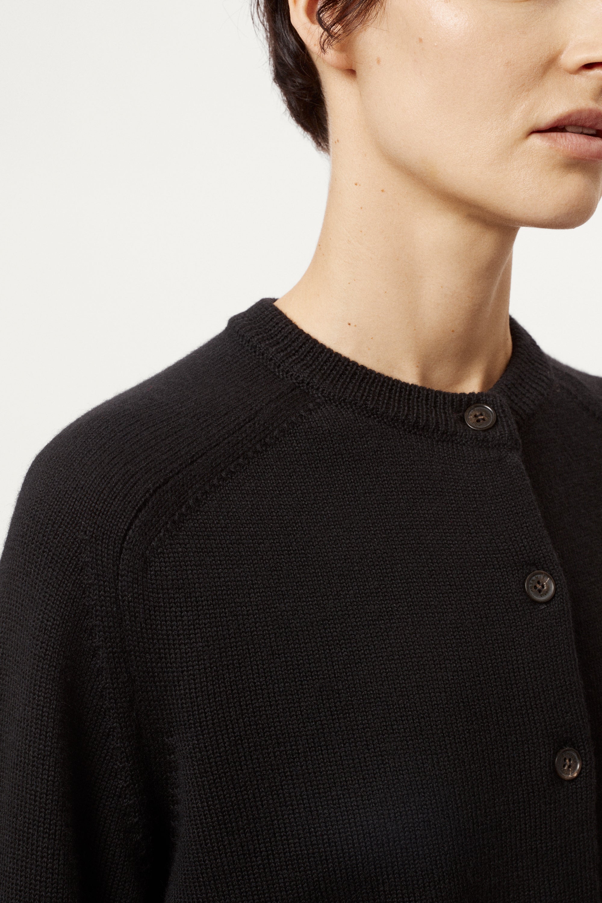 Cardigan Girocollo in Lana Merino