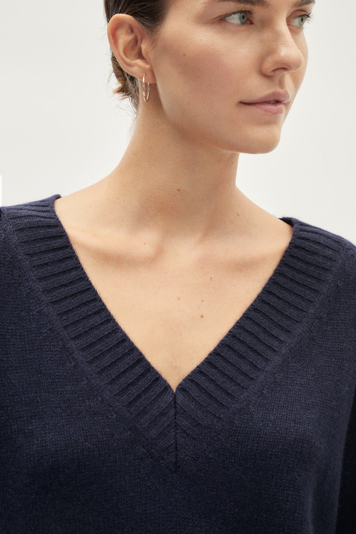 The ReCashmere V Neck - blue