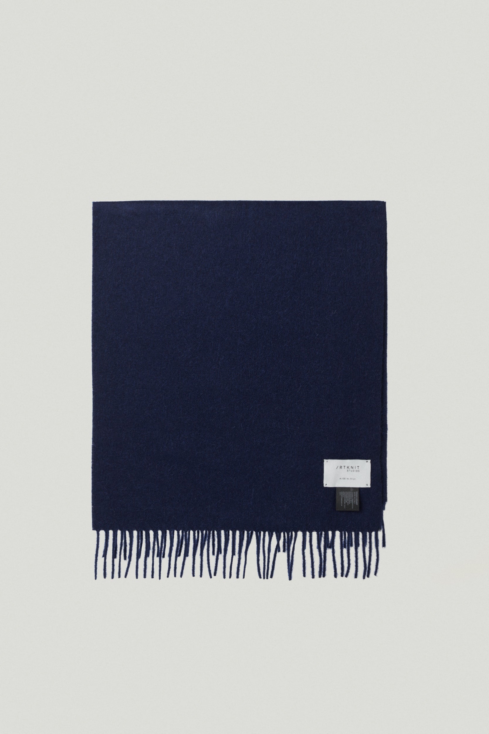 the alpaca wool scarf blue navy