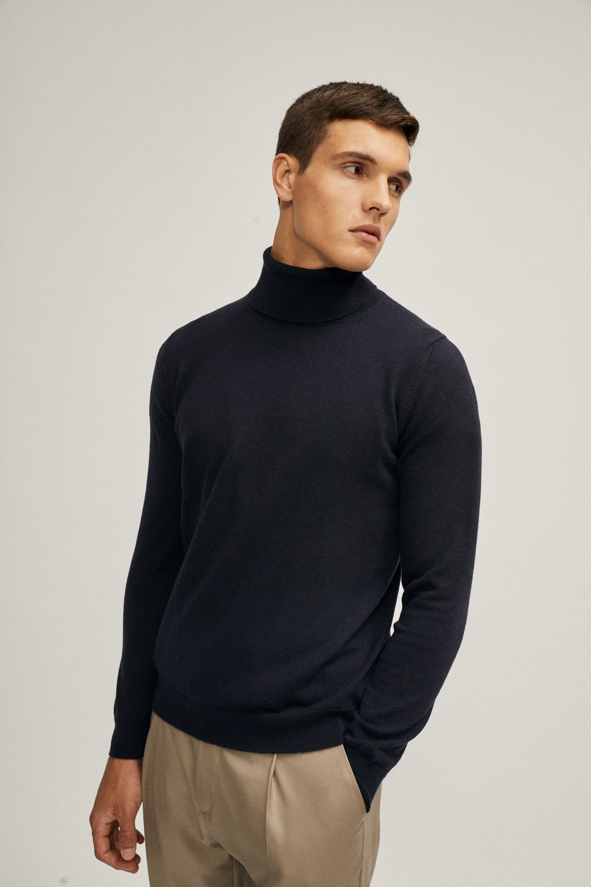 the cashmere roll neck sweater classic blue