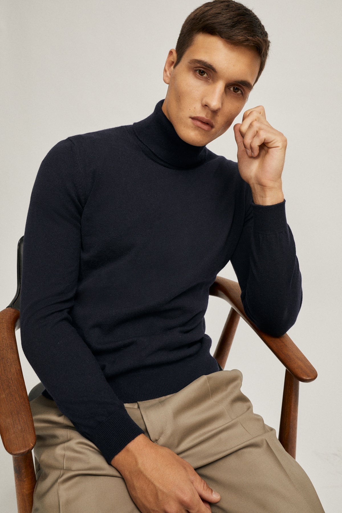 the cashmere roll neck sweater classic blue