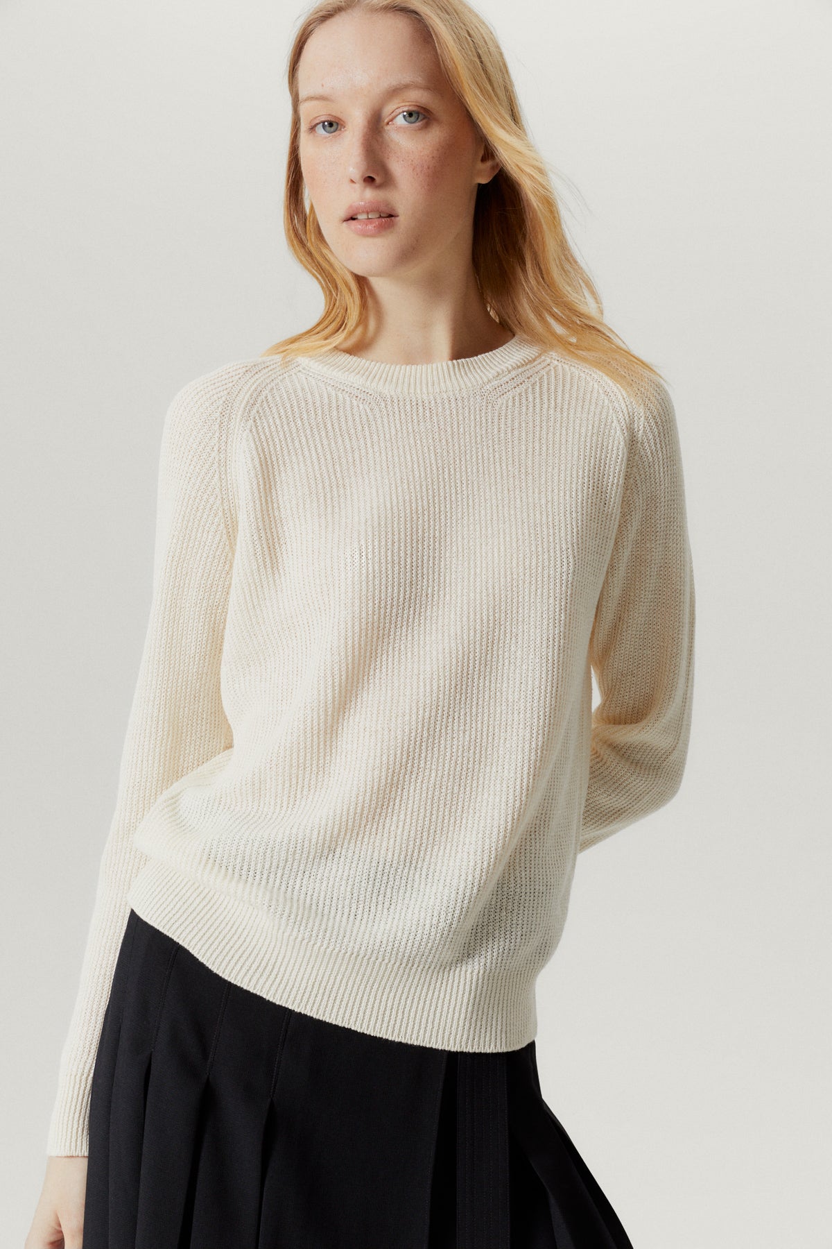 the linen cotton ribbed sweater milk white