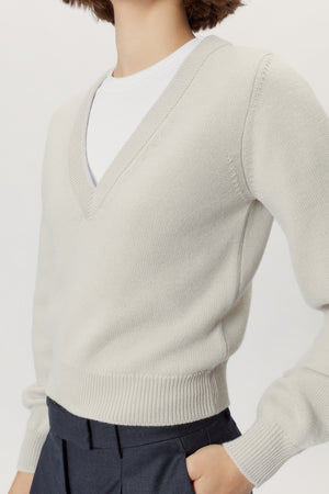 Pearl | The Merino Wool Cropped V-neck