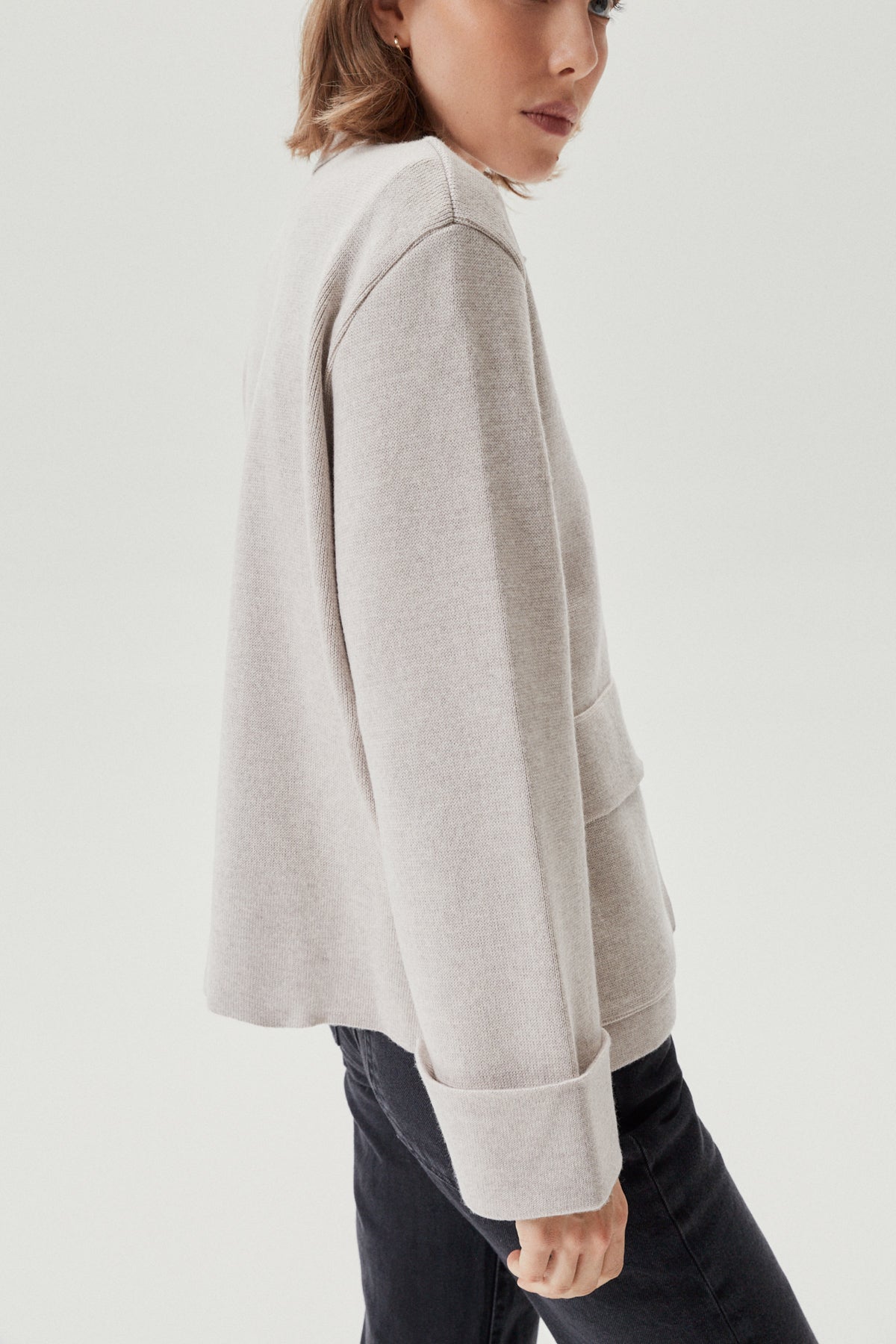 Greige | The Merino Wool Jacket