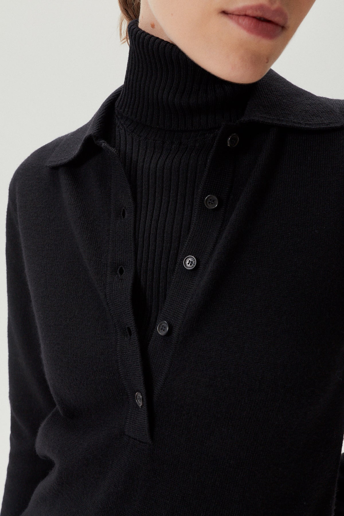 the merino wool knit polo black