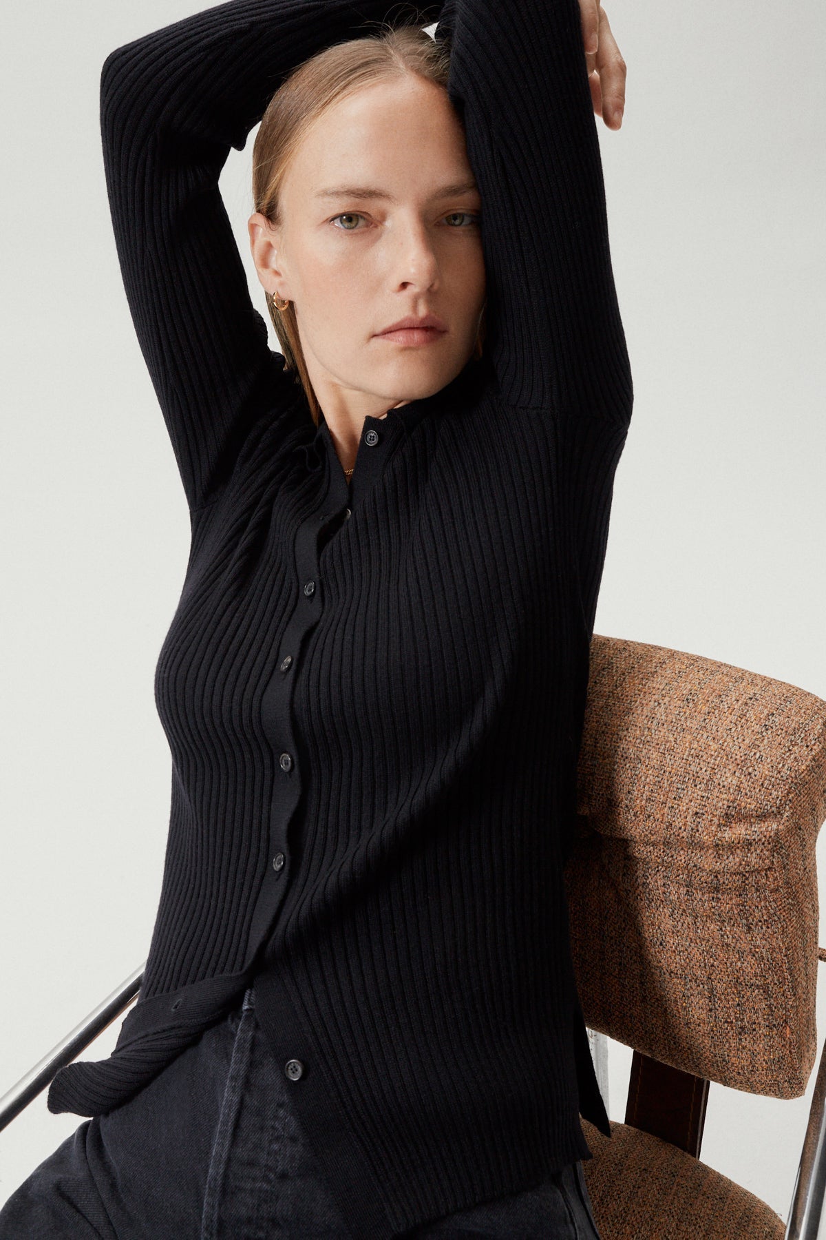 the merino wool ribbed shirt black