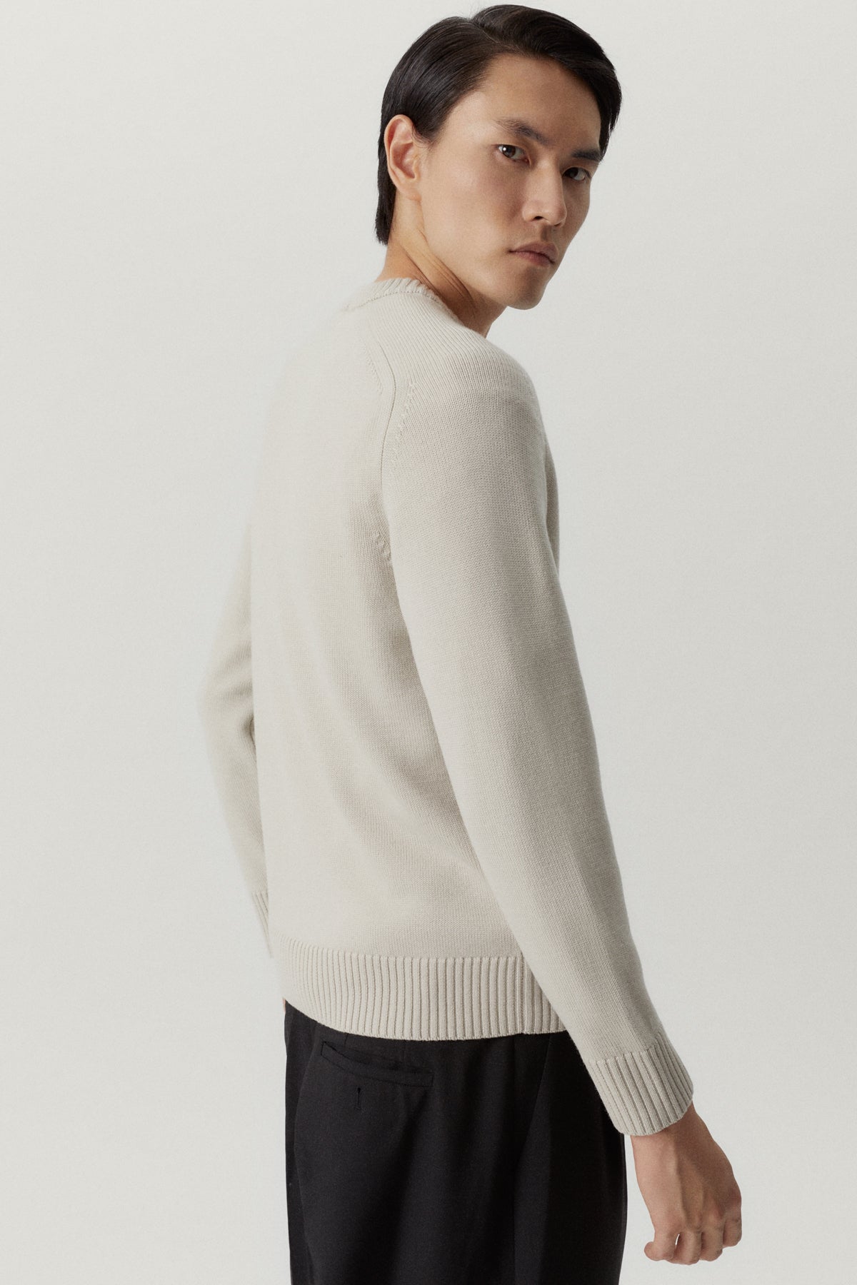 the merino wool saddle shoulder sweater pearl