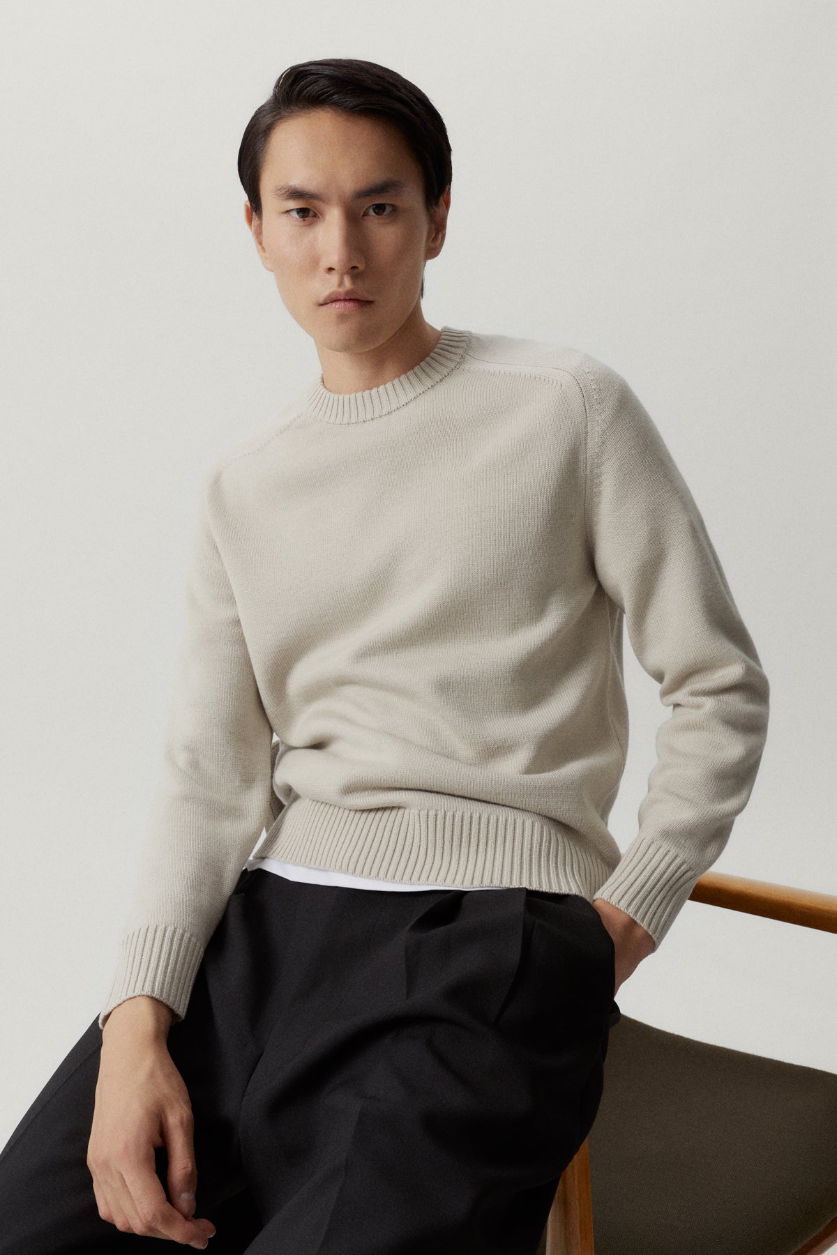 the merino wool saddle shoulder sweater pearl