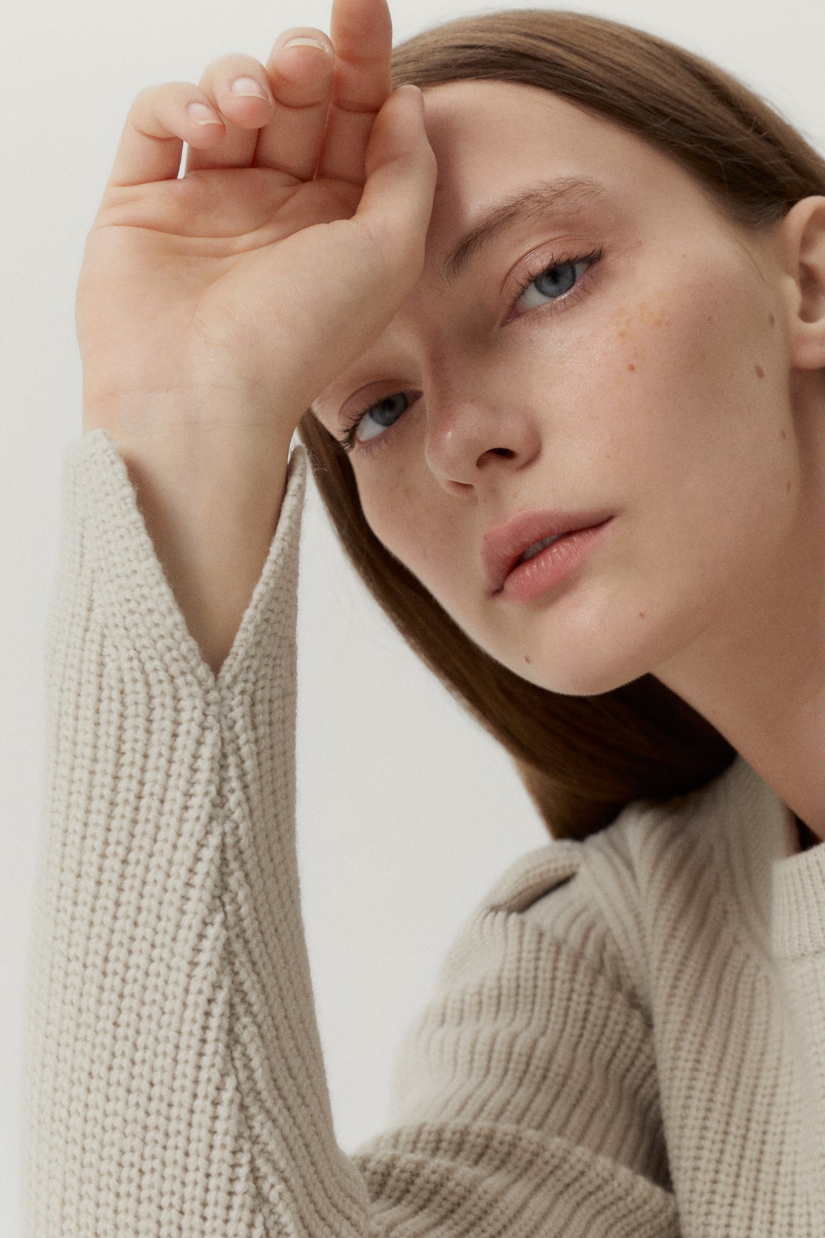 Pearl | The Merino Wool Sweater with Pinces