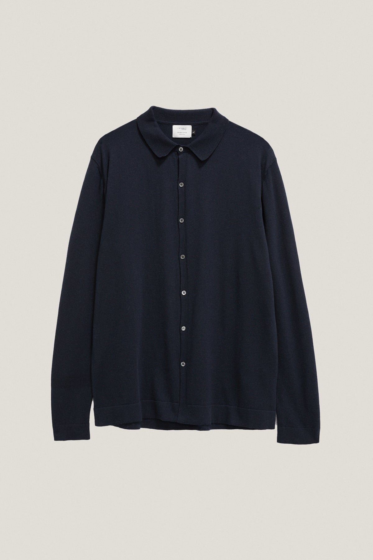 the organic cotton knit shirt deep blue