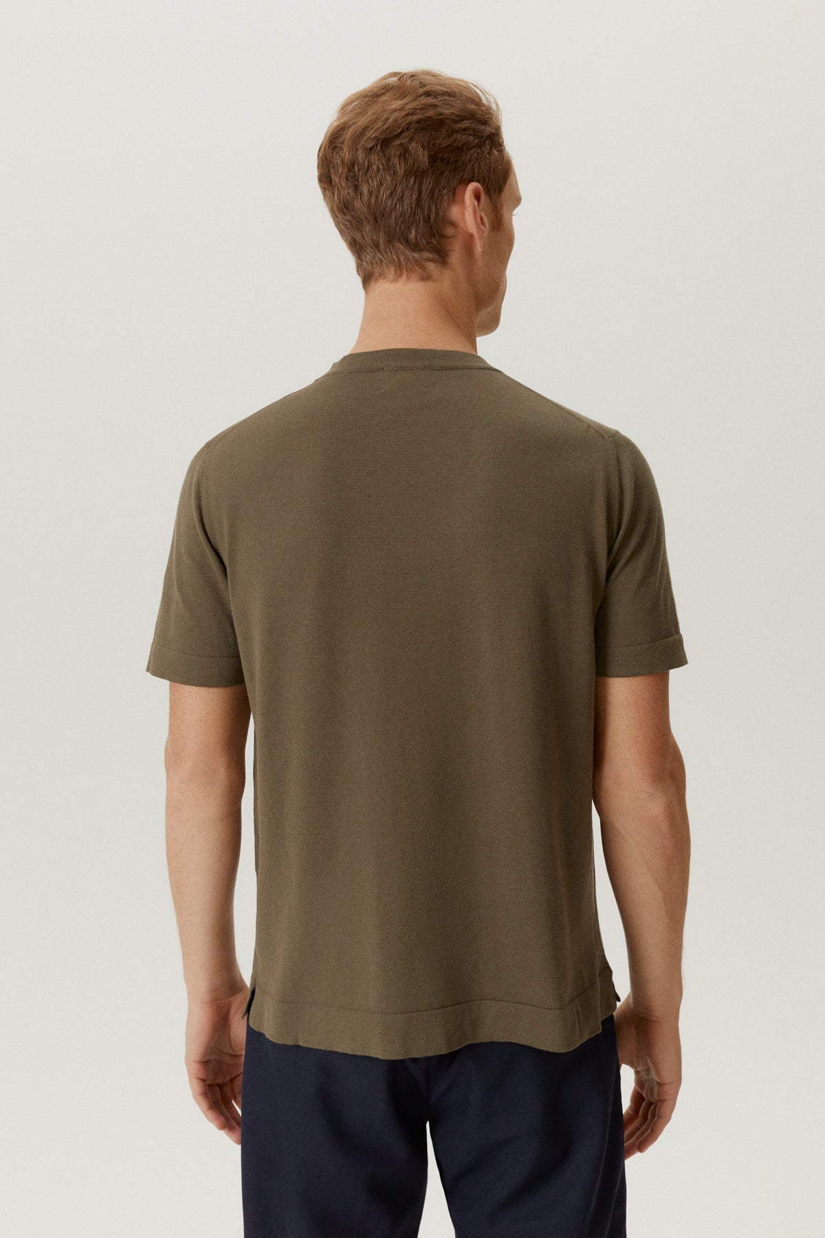 the organic cotton knit t shirt kaki green