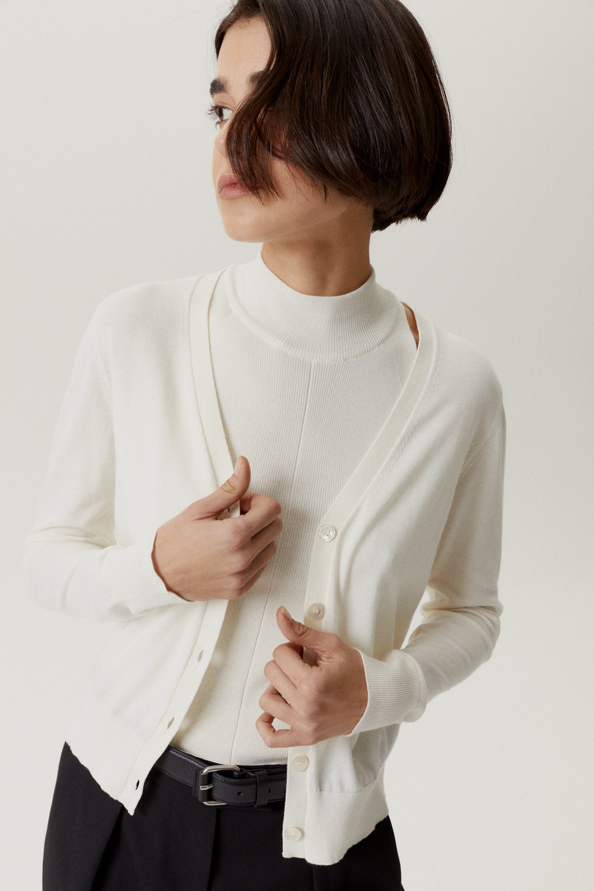 the organic cotton lightweight cardigan milk white