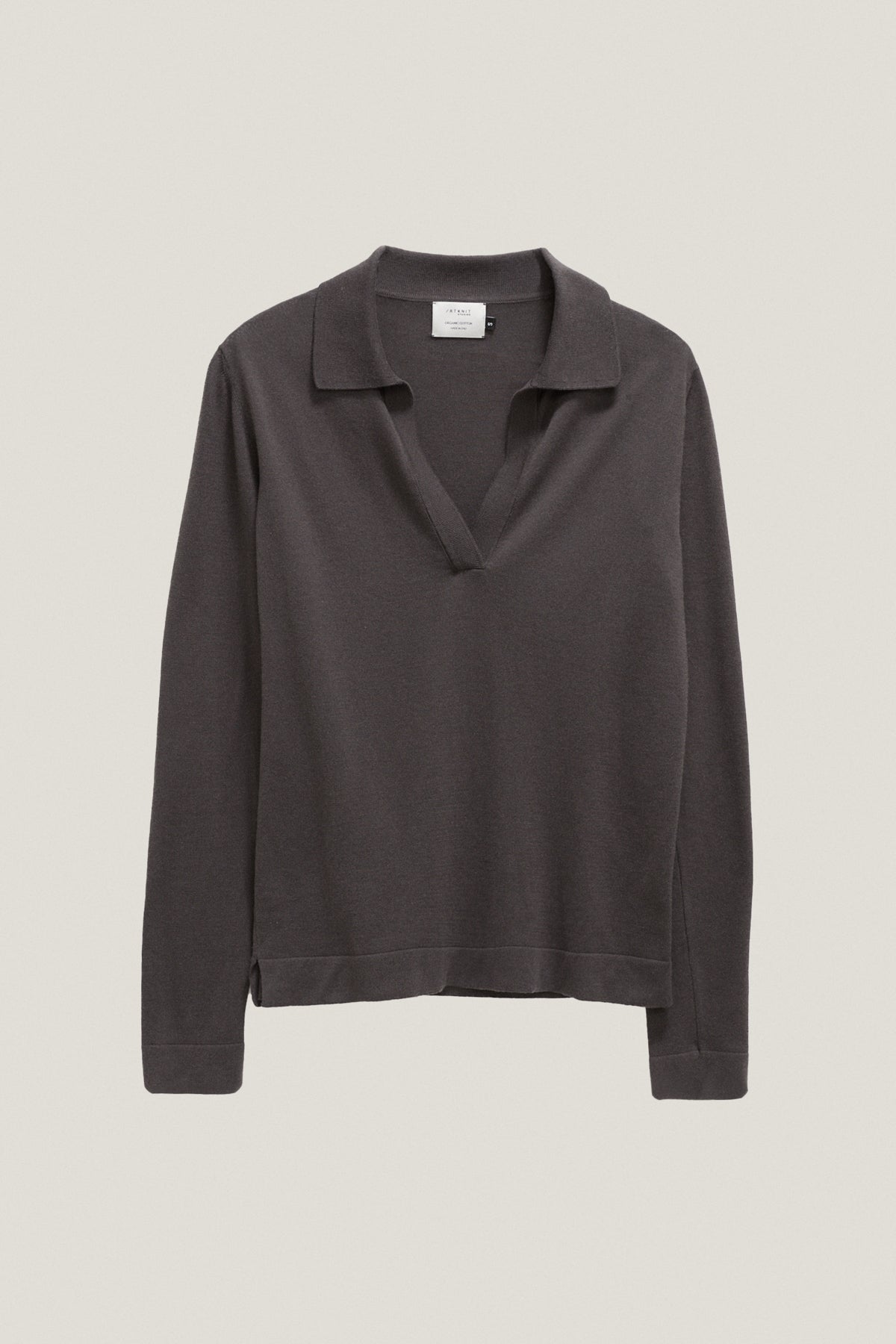 the organic cotton lightweight polo graphite