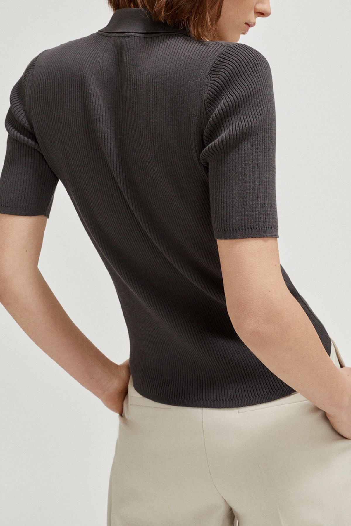 the organic cotton ribbed polo imperfect version 19 graphite